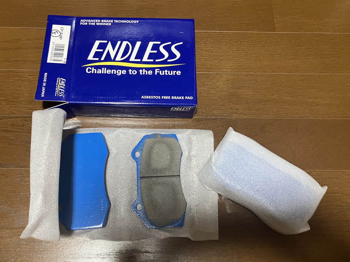 ABARTH 124スパイダー,ブレーキパッド